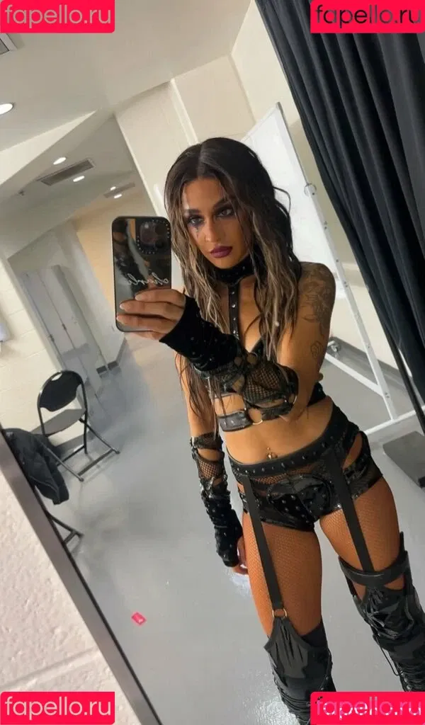 Charlie Girl / Dakota Kai / dakota_kai / imkingkota Onlyfans Photo Gallery 