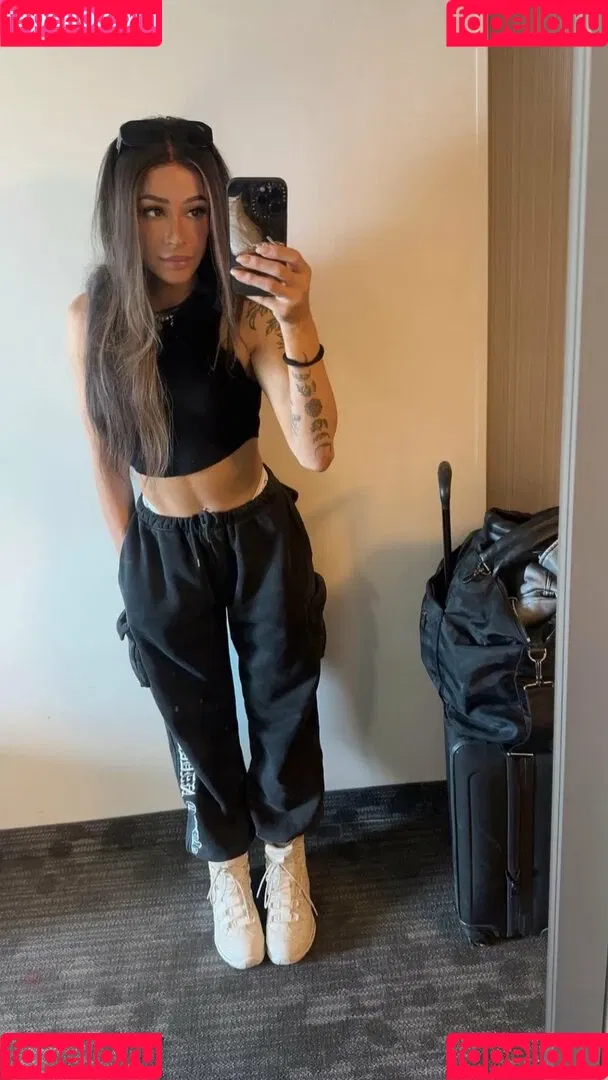 Charlie Girl / Dakota Kai / dakota_kai / imkingkota Onlyfans Photo Gallery 