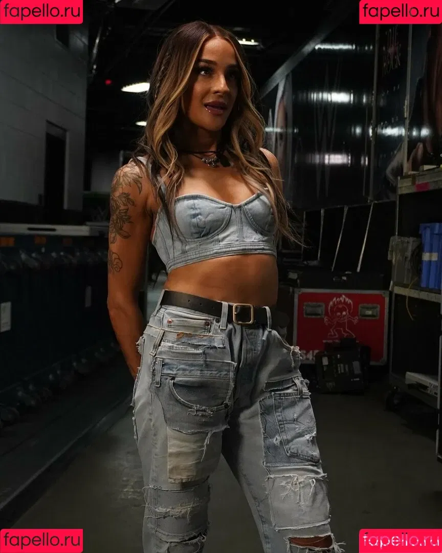 Charlie Girl / Dakota Kai / dakota_kai / imkingkota Onlyfans Photo Gallery 