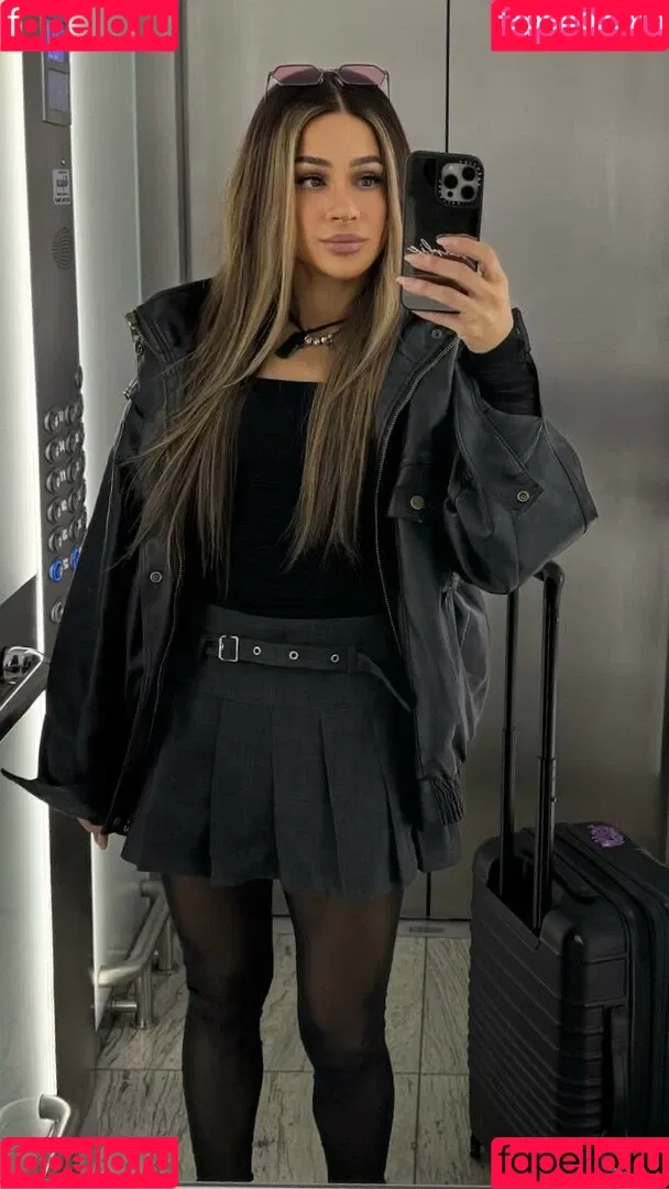 Charlie Girl / Dakota Kai / dakota_kai / imkingkota Onlyfans Photo Gallery 