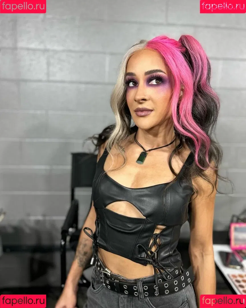 Charlie Girl / Dakota Kai / dakota_kai / imkingkota Onlyfans Photo Gallery 