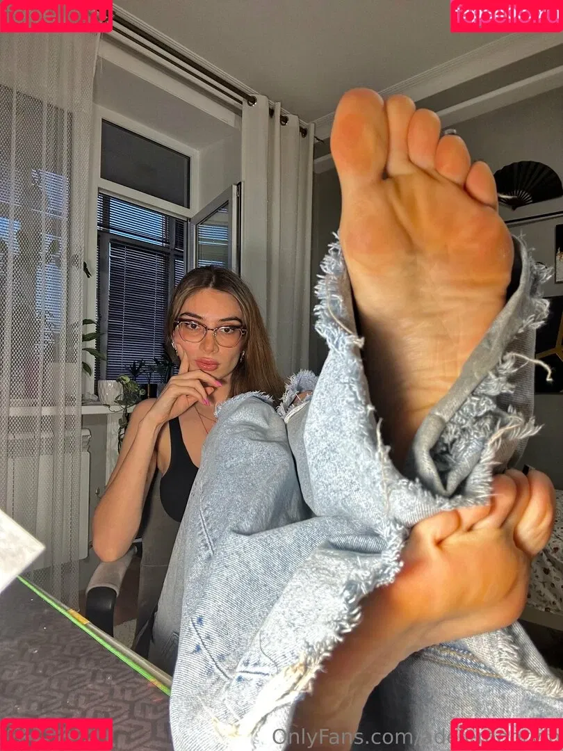 Adele Moor / AdeleMoor / adelemoorgoddes / adelemoorr Onlyfans Photo Gallery 