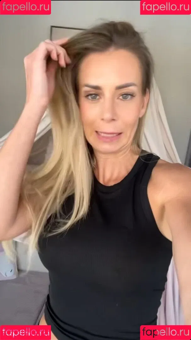 Alina Schulte Im Hoff / alina_grozea Onlyfans Photo Gallery 