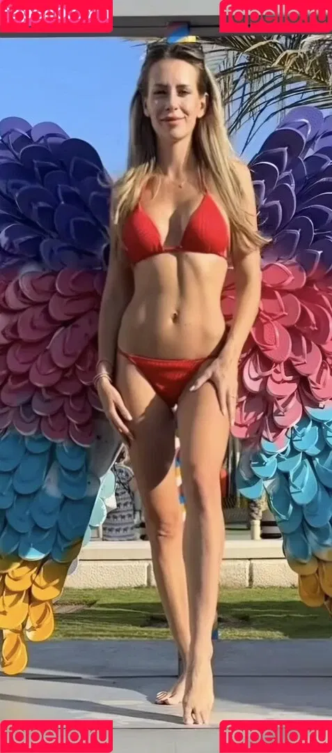 Alina Schulte Im Hoff / alina_grozea Onlyfans Photo Gallery 