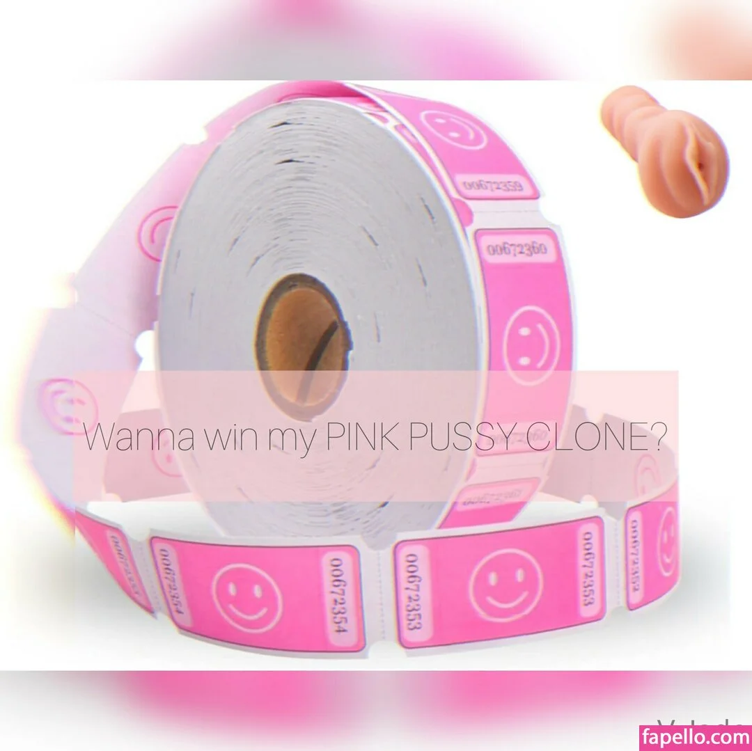 vaya_jade / victoriaa_jade Onlyfans Photo Gallery 