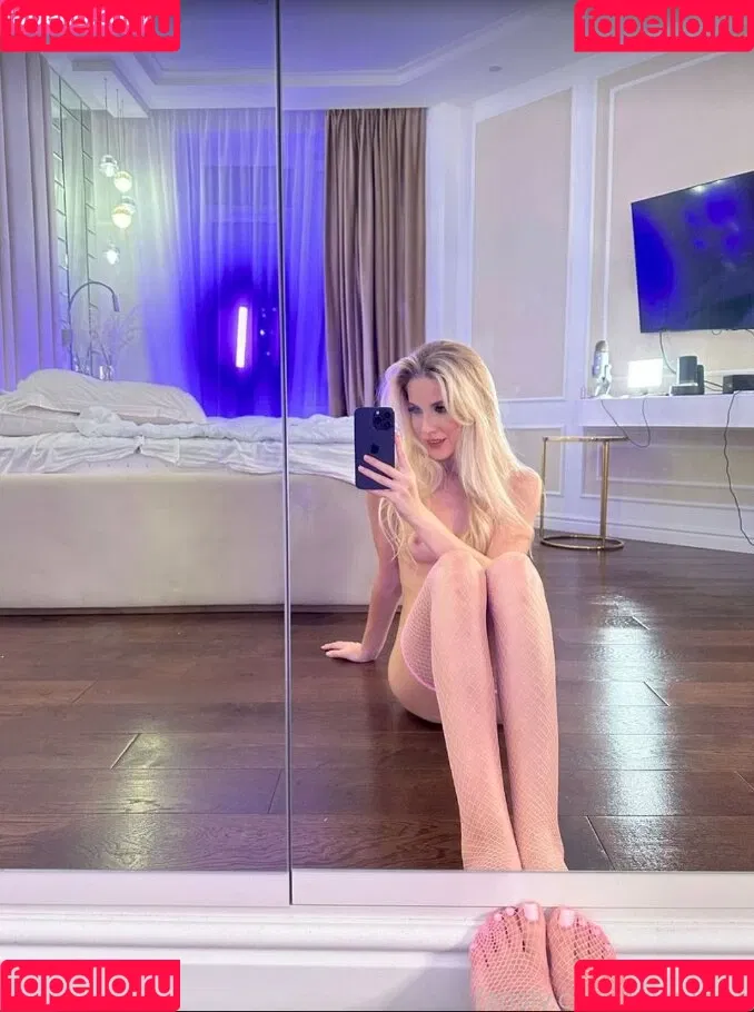 Kriss1one / Krissone / kriss1onee Onlyfans Photo Gallery 