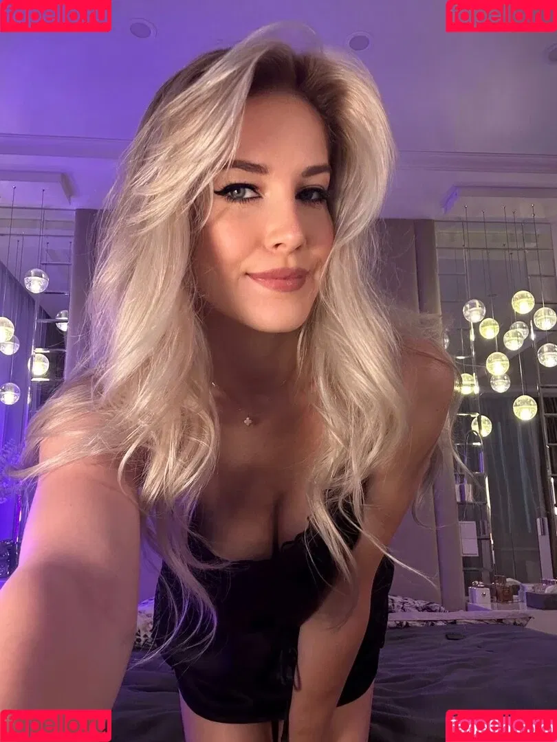 Kriss1one / Krissone / kriss1onee Onlyfans Photo Gallery 
