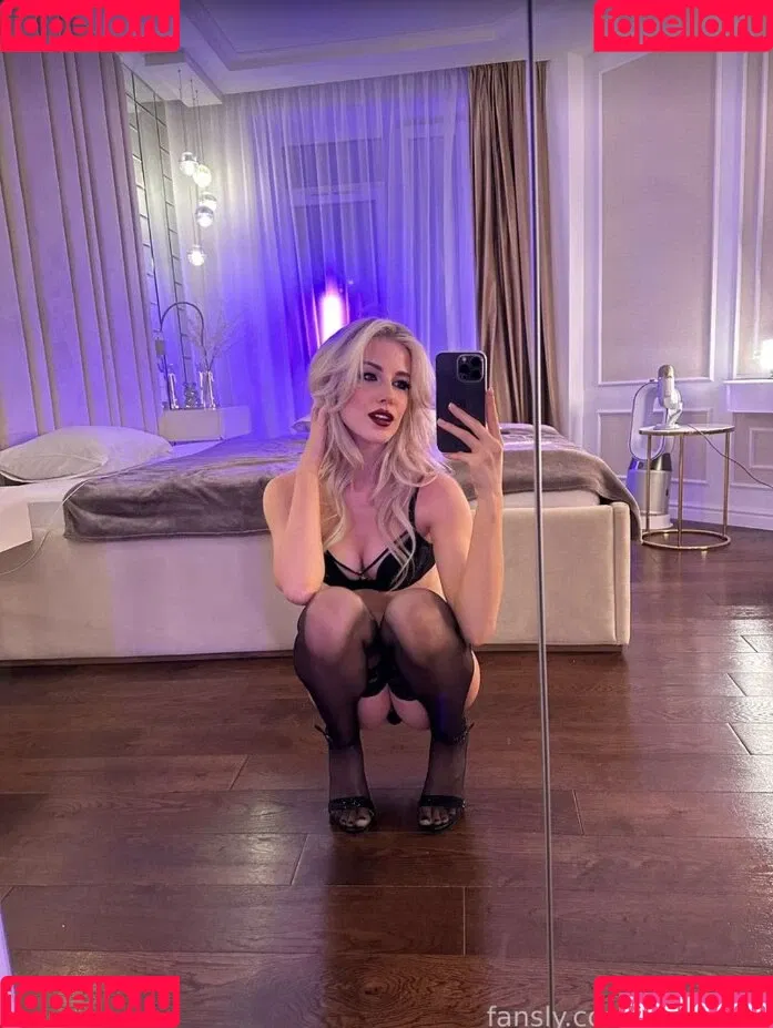 Kriss1one / Krissone / kriss1onee Onlyfans Photo Gallery 