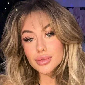 sophiaa.303 / sophiastar303 Onlyfans Photo Gallery 