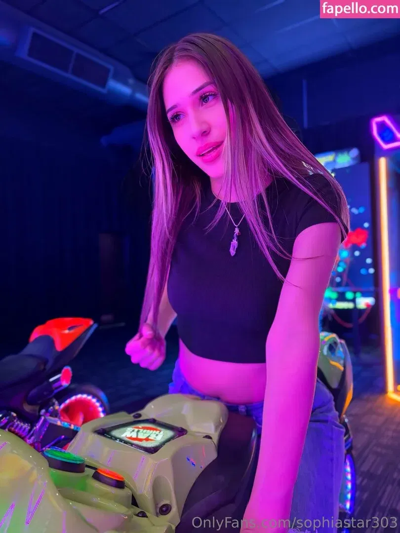 sophiaa.303 / sophiastar303 Onlyfans Photo Gallery 