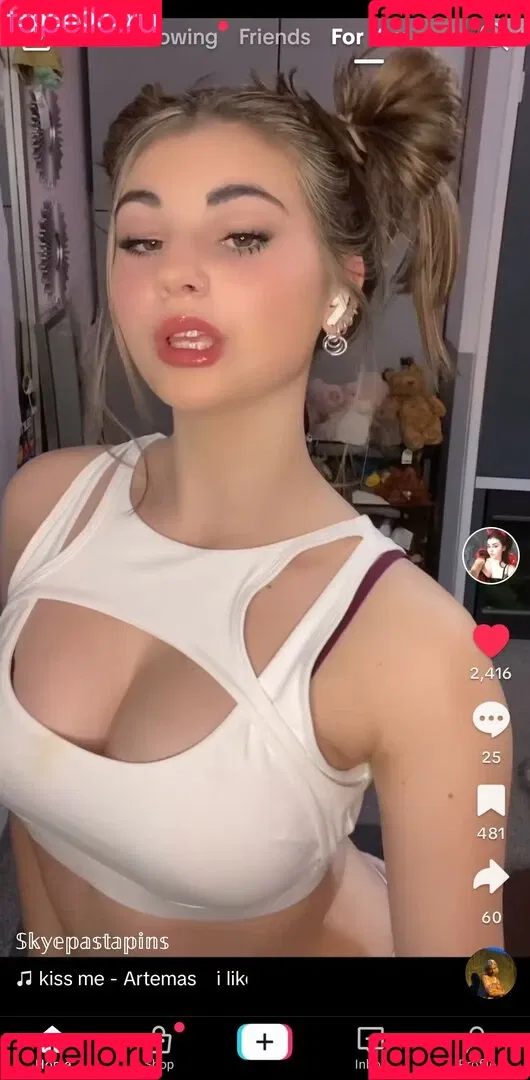 Skye / Skye Doll / dolly6.6 / skyepastapins / skyesharp Onlyfans Photo Gallery 