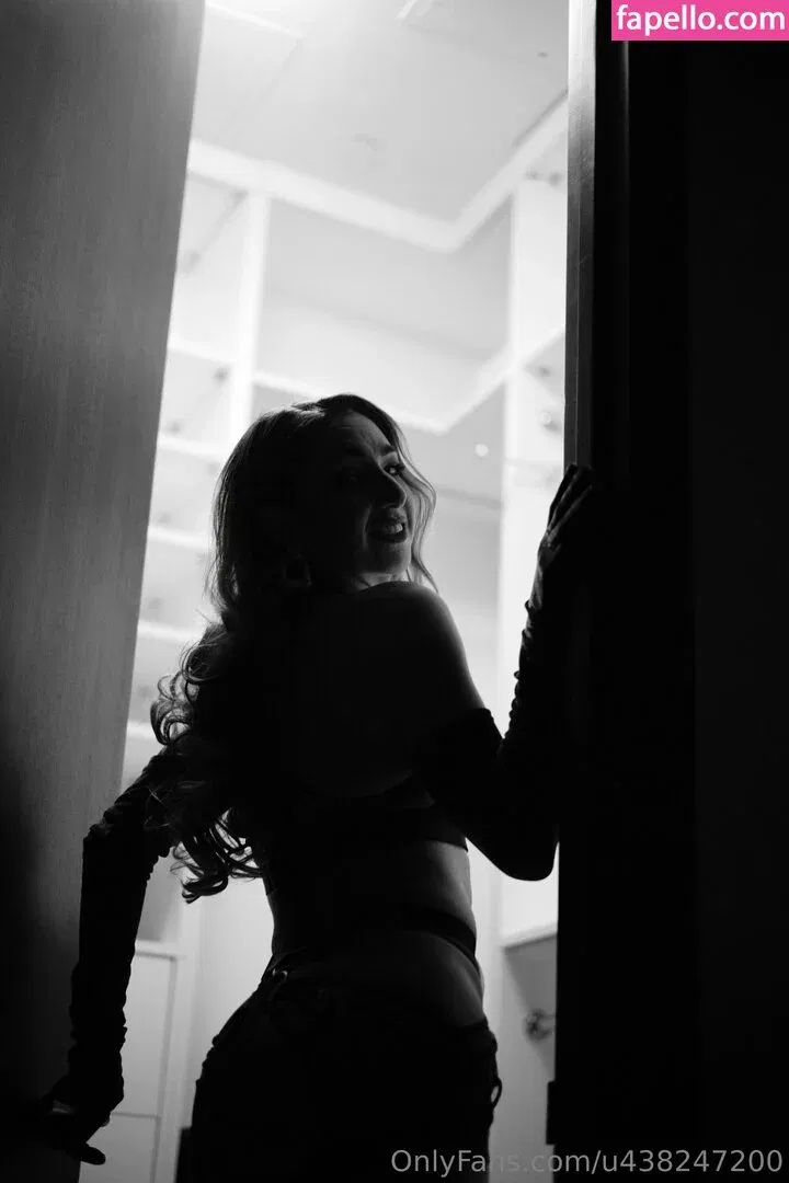 u438247200 Onlyfans Photo Gallery 