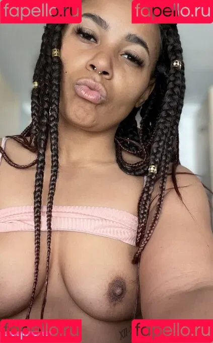graefiin_melanin / graefiinmelanin Onlyfans Photo Gallery 