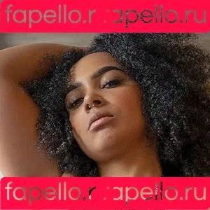 graefiin_melanin / graefiinmelanin Onlyfans Photo Gallery 