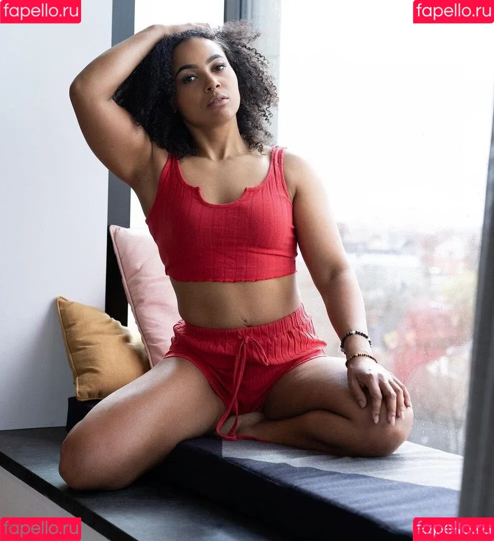 graefiin_melanin / graefiinmelanin Onlyfans Photo Gallery 