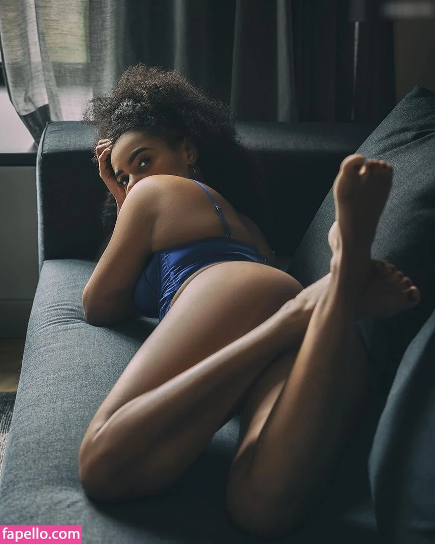 graefiin_melanin / graefiinmelanin Onlyfans Photo Gallery 