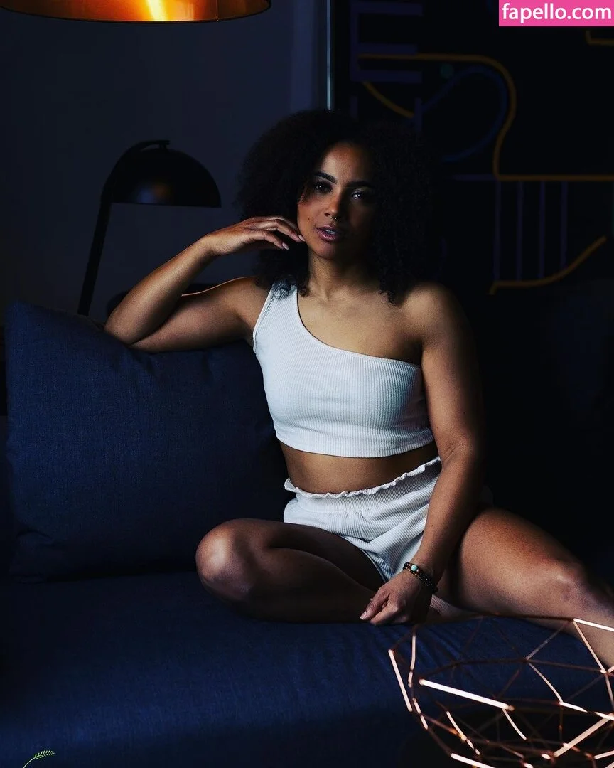 graefiin_melanin / graefiinmelanin Onlyfans Photo Gallery 