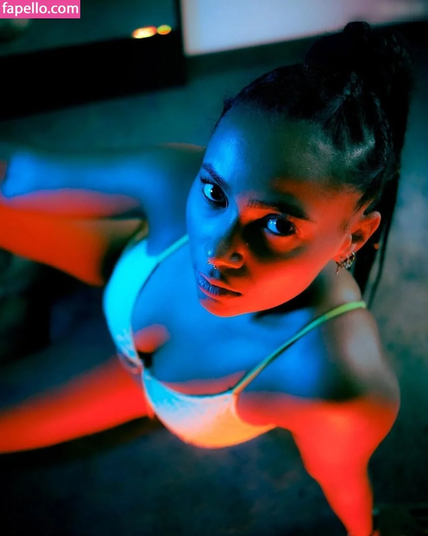 graefiin_melanin / graefiinmelanin Onlyfans Photo Gallery 