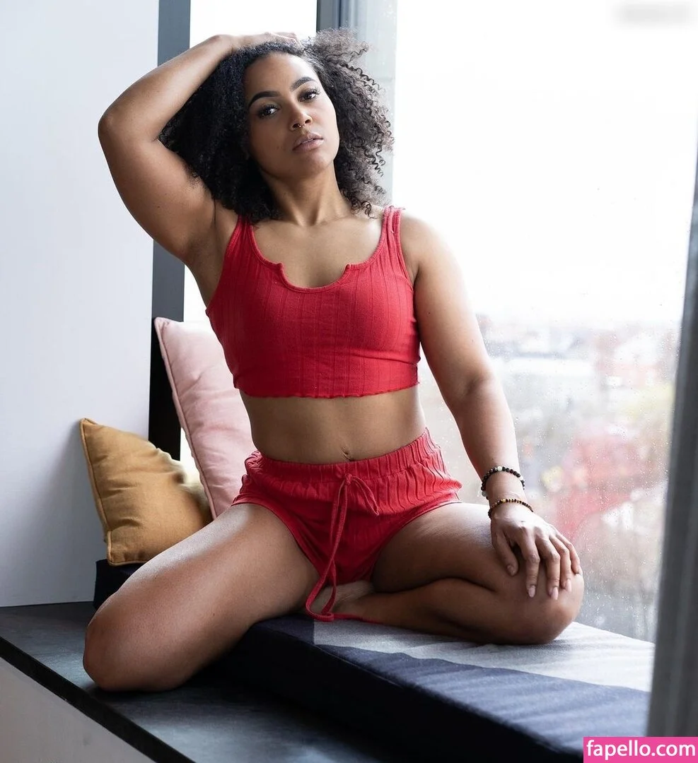 graefiin_melanin / graefiinmelanin Onlyfans Photo Gallery 