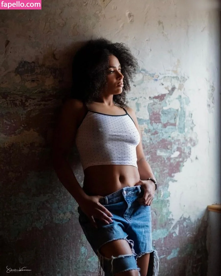 graefiin_melanin / graefiinmelanin Onlyfans Photo Gallery 