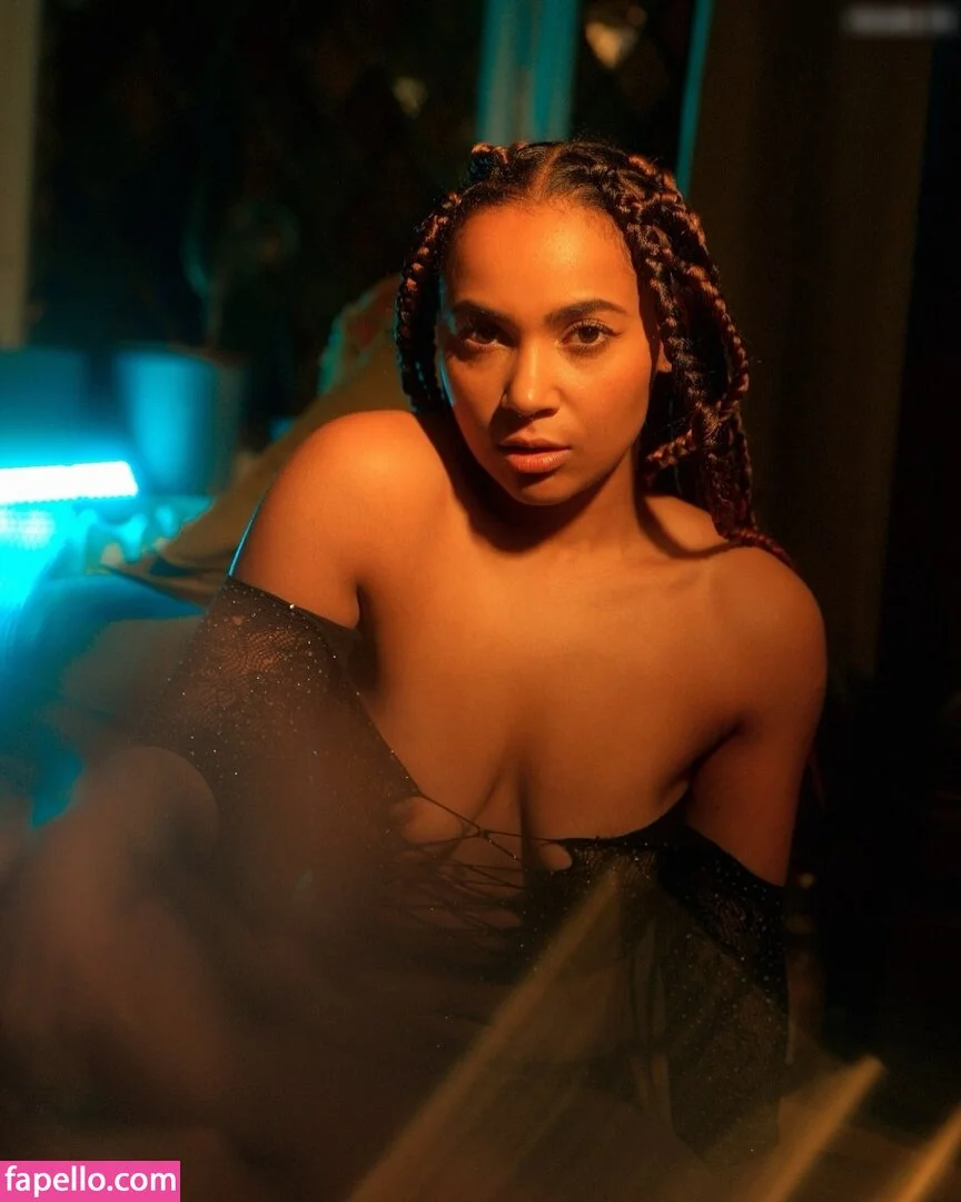 graefiin_melanin / graefiinmelanin Onlyfans Photo Gallery 