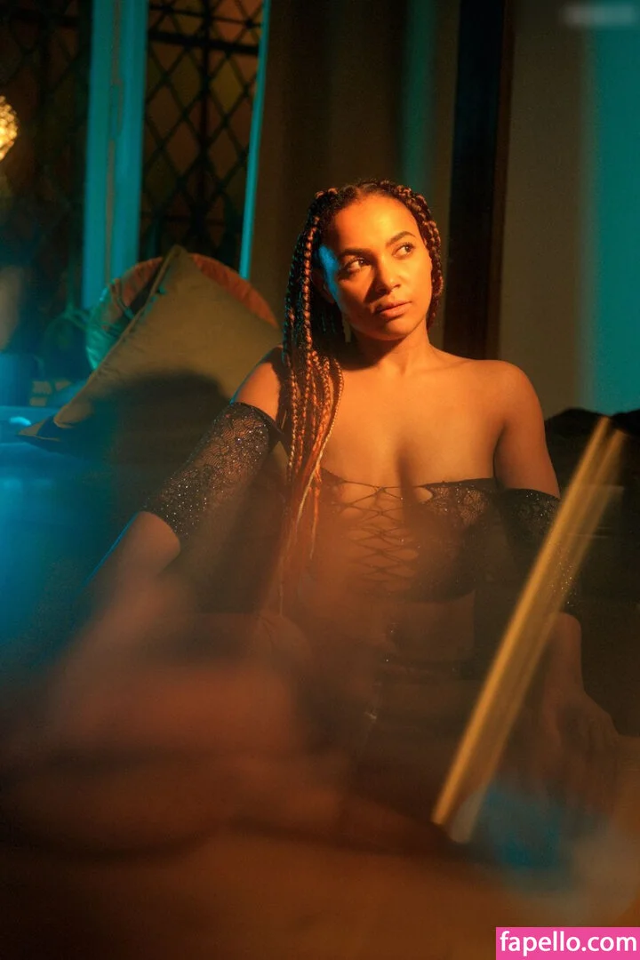 graefiin_melanin / graefiinmelanin Onlyfans Photo Gallery 