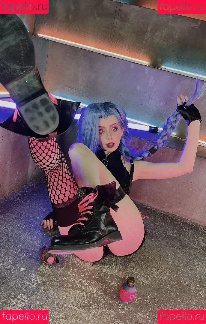Alexandra Bodler / Caterpillar / caterpillar_cos / caterpillarcos Onlyfans Photo Gallery 