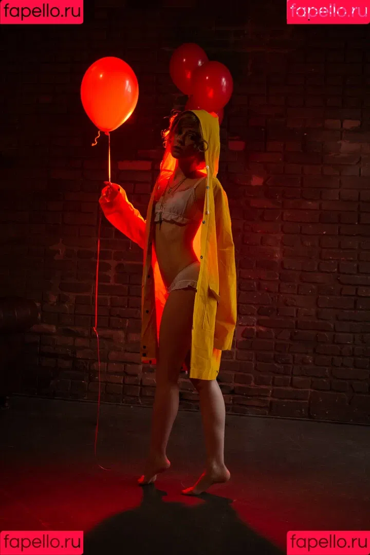Alexandra Bodler / Caterpillar / caterpillar_cos / caterpillarcos Onlyfans Photo Gallery 