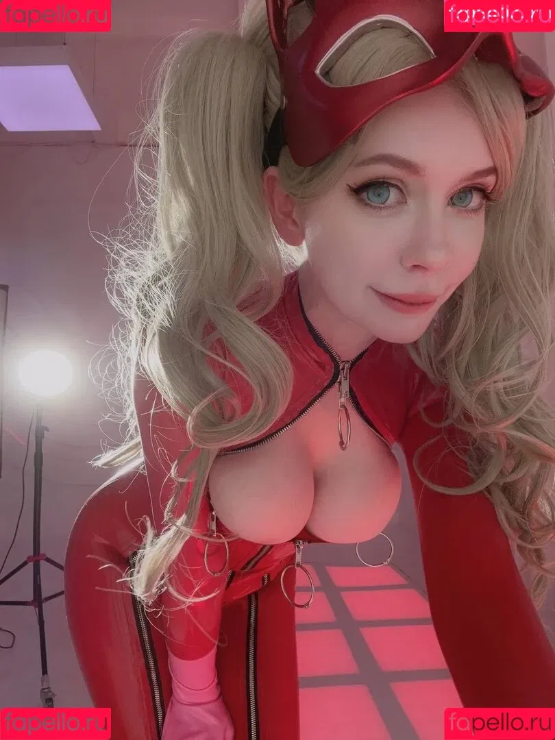 Alexandra Bodler / Caterpillar / caterpillar_cos / caterpillarcos Onlyfans Photo Gallery 