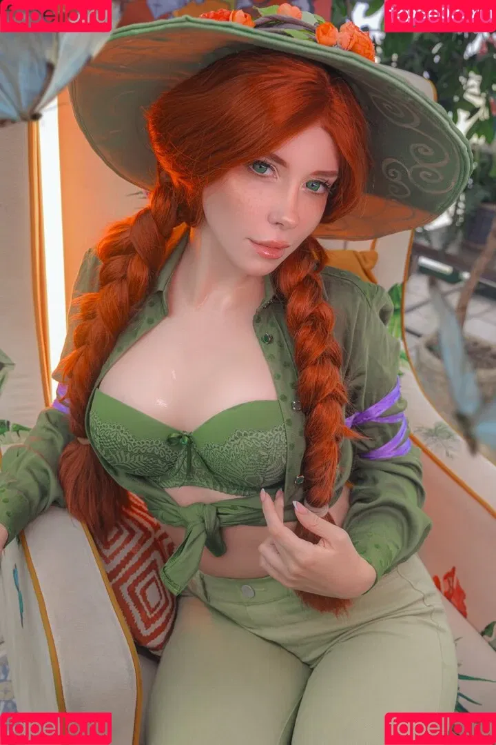 Alexandra Bodler / Caterpillar / caterpillar_cos / caterpillarcos Onlyfans Photo Gallery 
