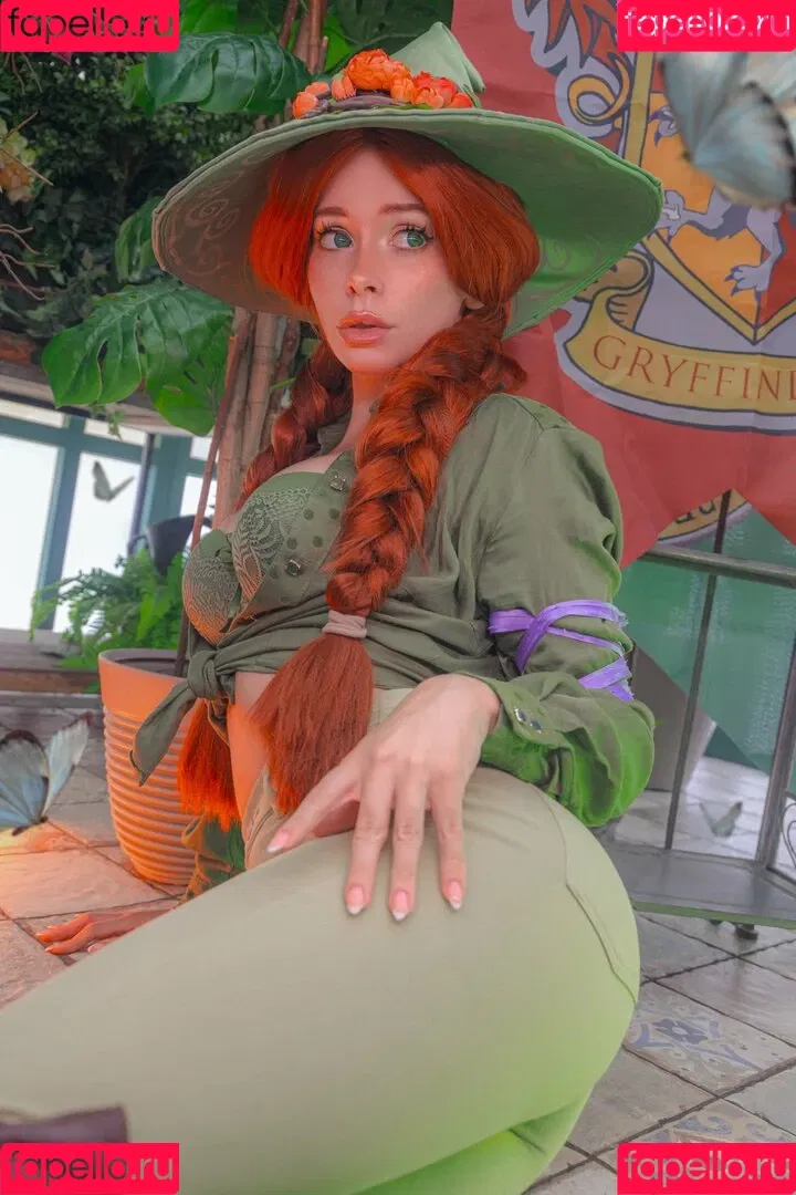 Alexandra Bodler / Caterpillar / caterpillar_cos / caterpillarcos Onlyfans Photo Gallery 