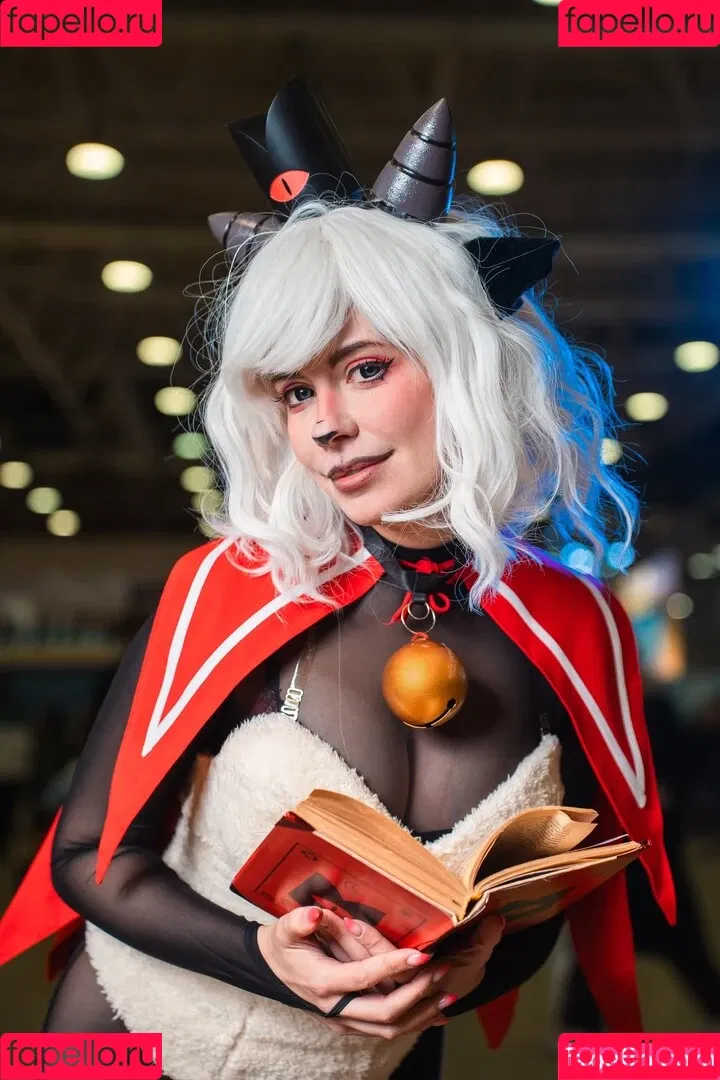 Alexandra Bodler / Caterpillar / caterpillar_cos / caterpillarcos Onlyfans Photo Gallery 