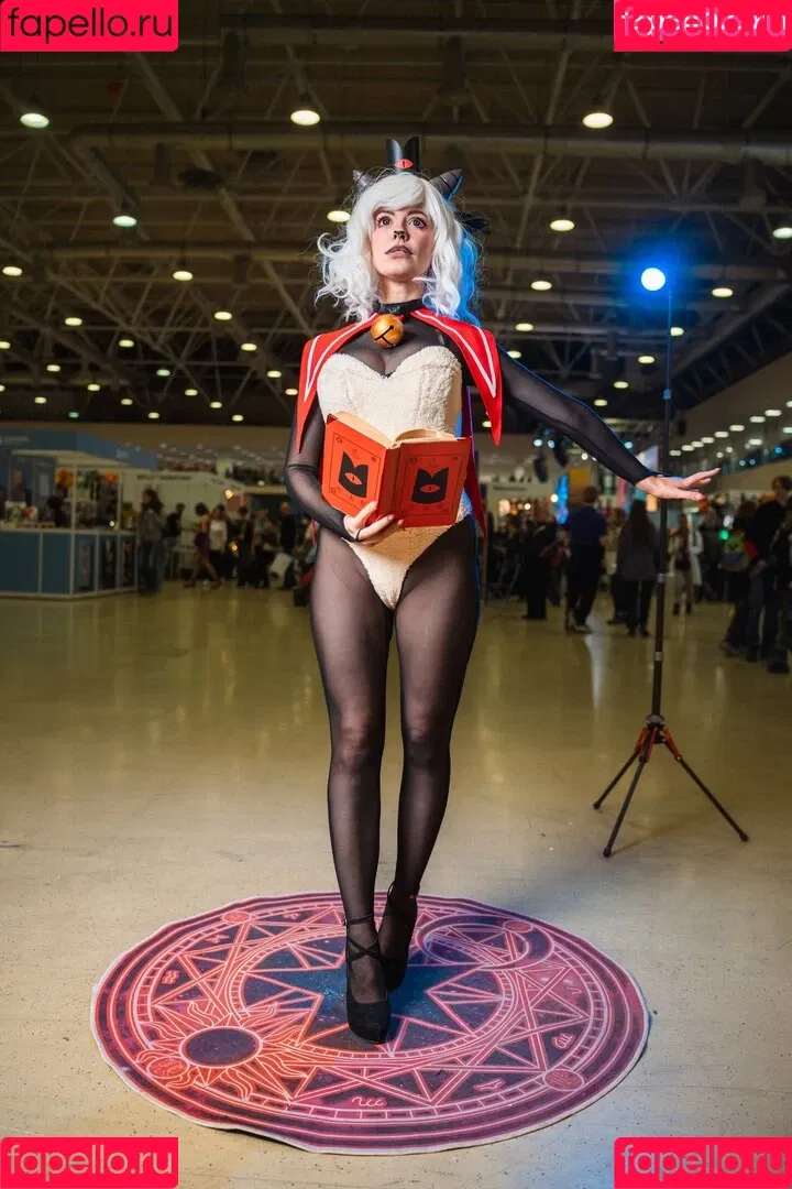 Alexandra Bodler / Caterpillar / caterpillar_cos / caterpillarcos Onlyfans Photo Gallery 