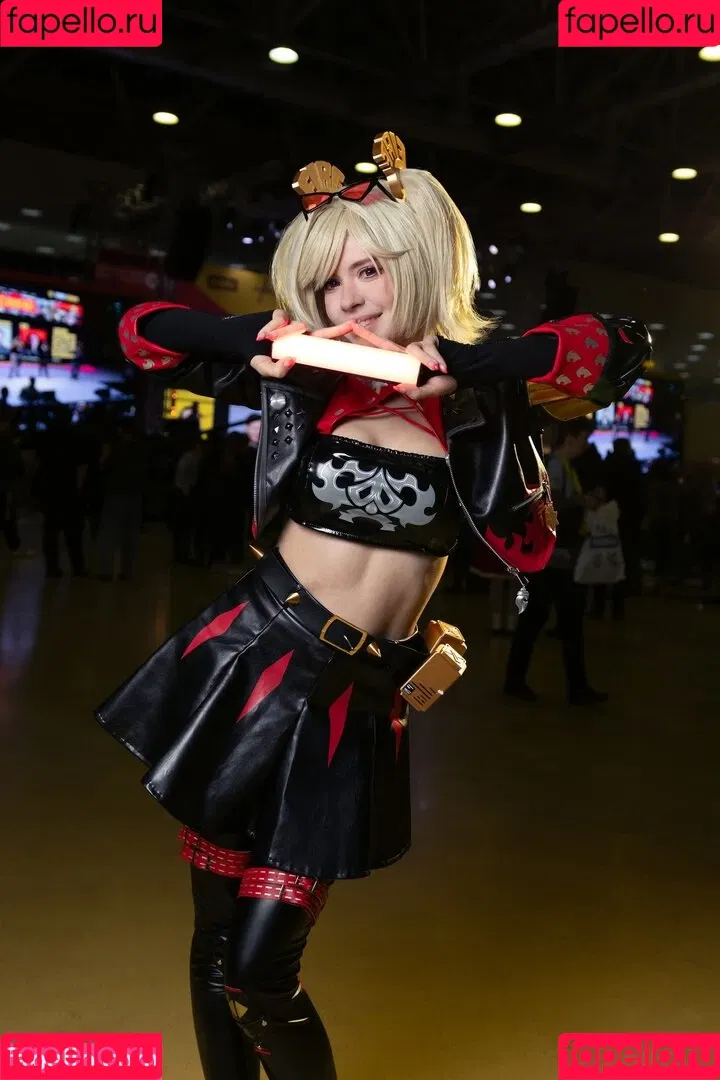 Alexandra Bodler / Caterpillar / caterpillar_cos / caterpillarcos Onlyfans Photo Gallery 