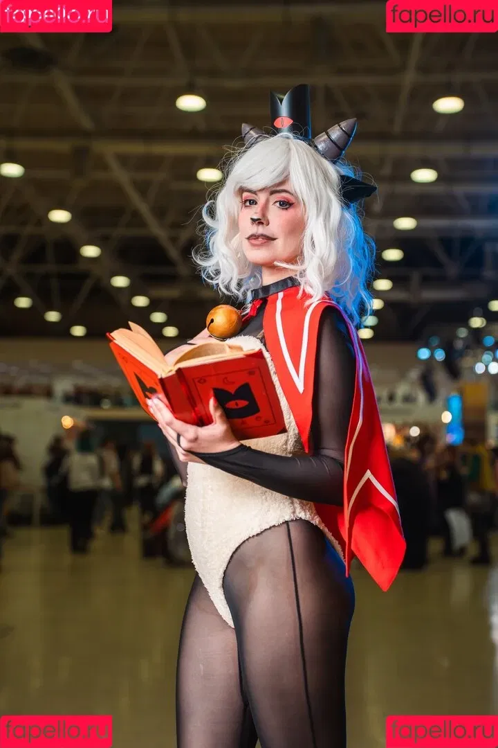 Alexandra Bodler / Caterpillar / caterpillar_cos / caterpillarcos Onlyfans Photo Gallery 