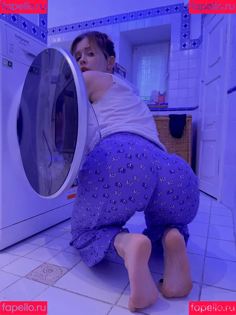 Alexandra Bodler / Caterpillar / caterpillar_cos / caterpillarcos Onlyfans Photo Gallery 