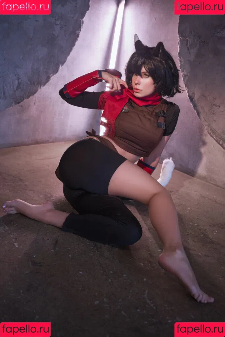 Alexandra Bodler / Caterpillar / caterpillar_cos / caterpillarcos Onlyfans Photo Gallery 