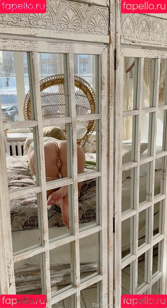 Alexandra Bodler / Caterpillar / caterpillar_cos / caterpillarcos Onlyfans Photo Gallery 