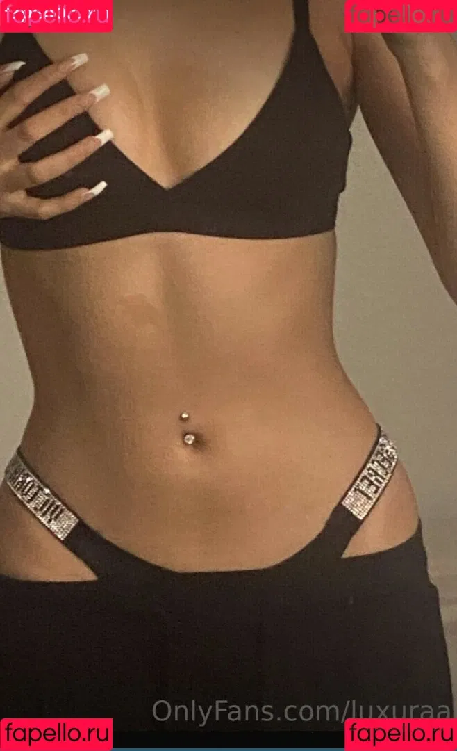 PriscillaHazell / luxuraa Onlyfans Photo Gallery 