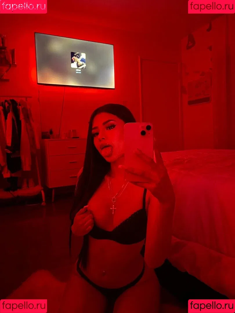 PriscillaHazell / luxuraa Onlyfans Photo Gallery 