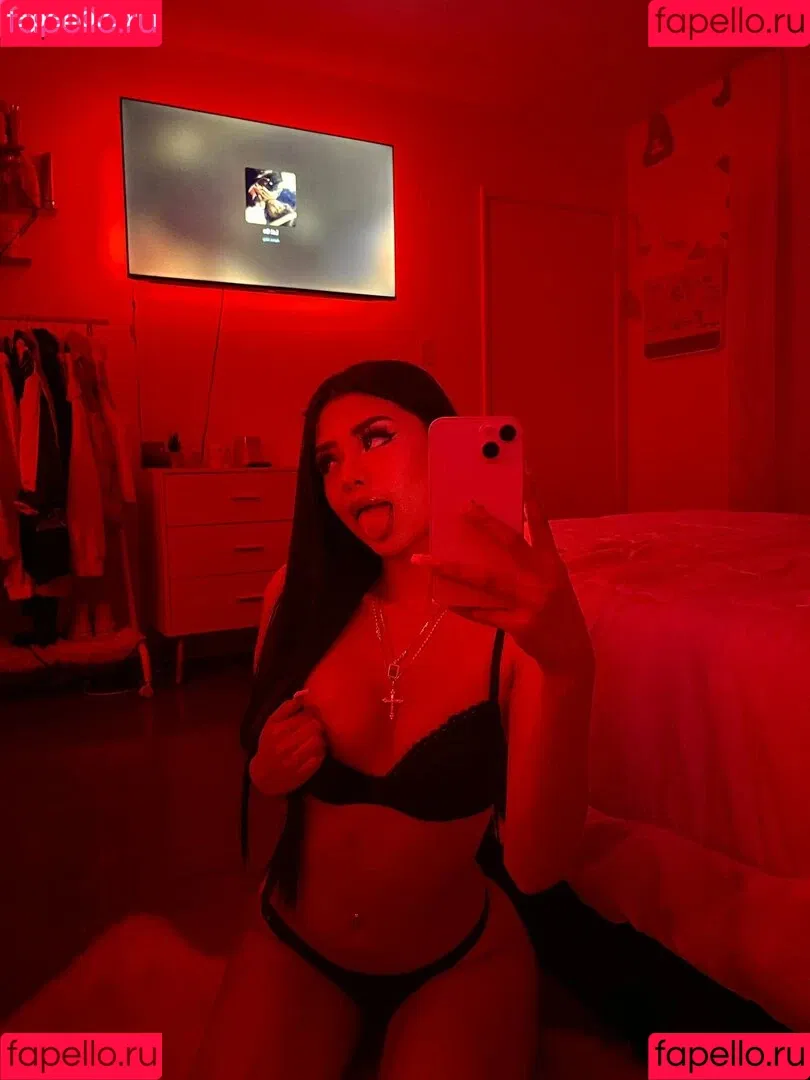 PriscillaHazell / luxuraa Onlyfans Photo Gallery 