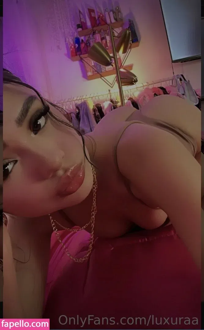 PriscillaHazell / luxuraa Onlyfans Photo Gallery 