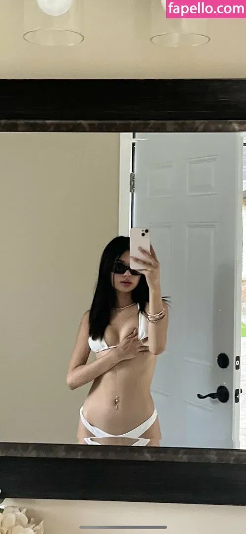 PriscillaHazell / luxuraa Onlyfans Photo Gallery 