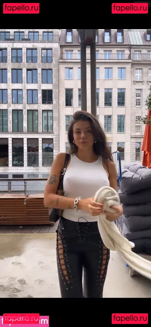 Honeybumofficial / honeybum_69 / posts Onlyfans Photo Gallery 