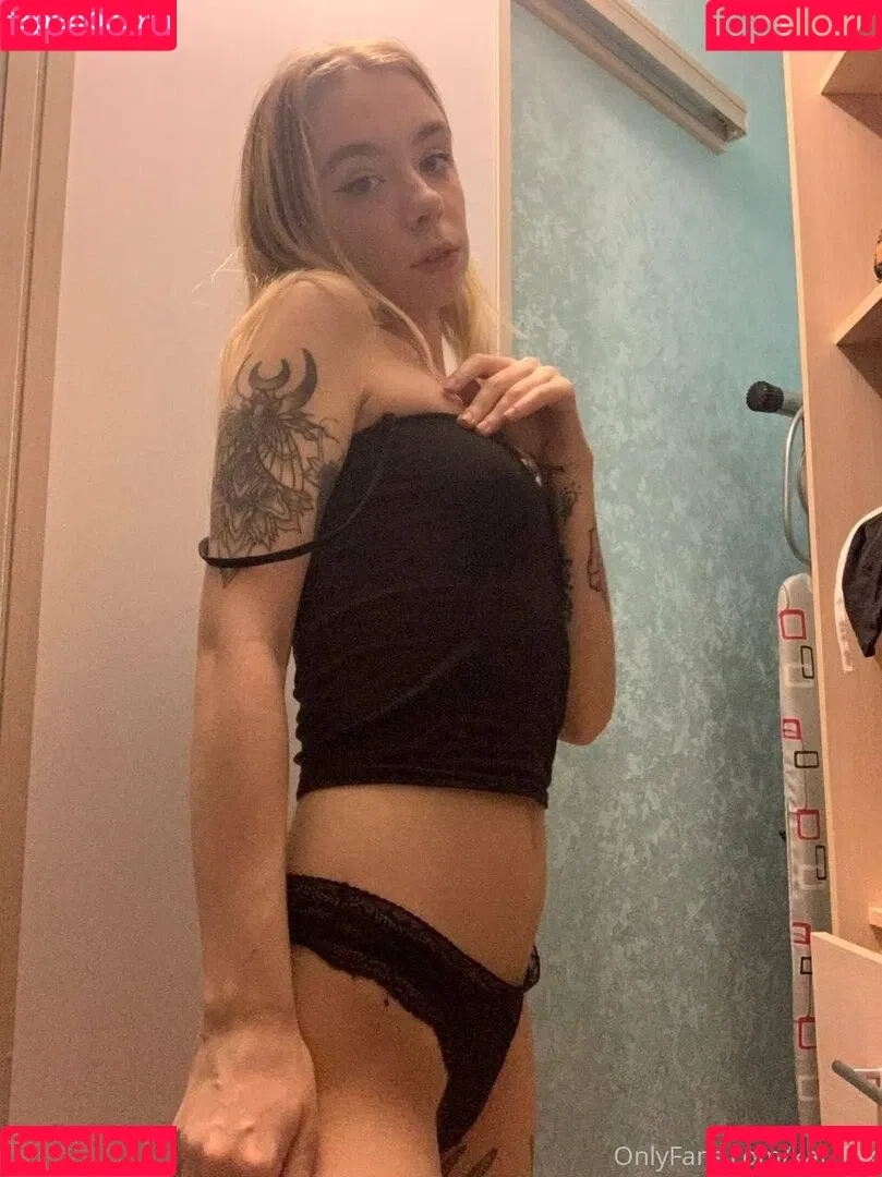 kat_fox / katrinafox Onlyfans Photo Gallery 