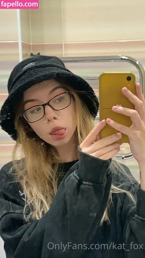 kat_fox / katrinafox Onlyfans Photo Gallery 
