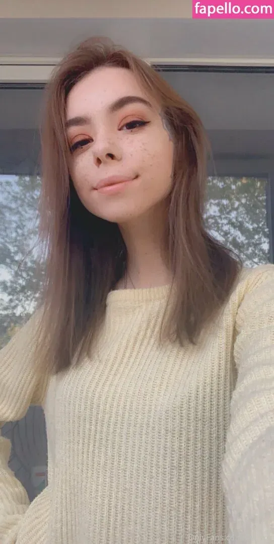 kat_fox / katrinafox Onlyfans Photo Gallery 