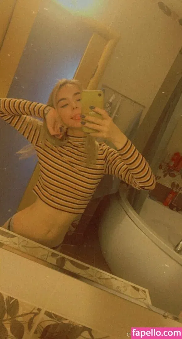 kat_fox / katrinafox Onlyfans Photo Gallery 