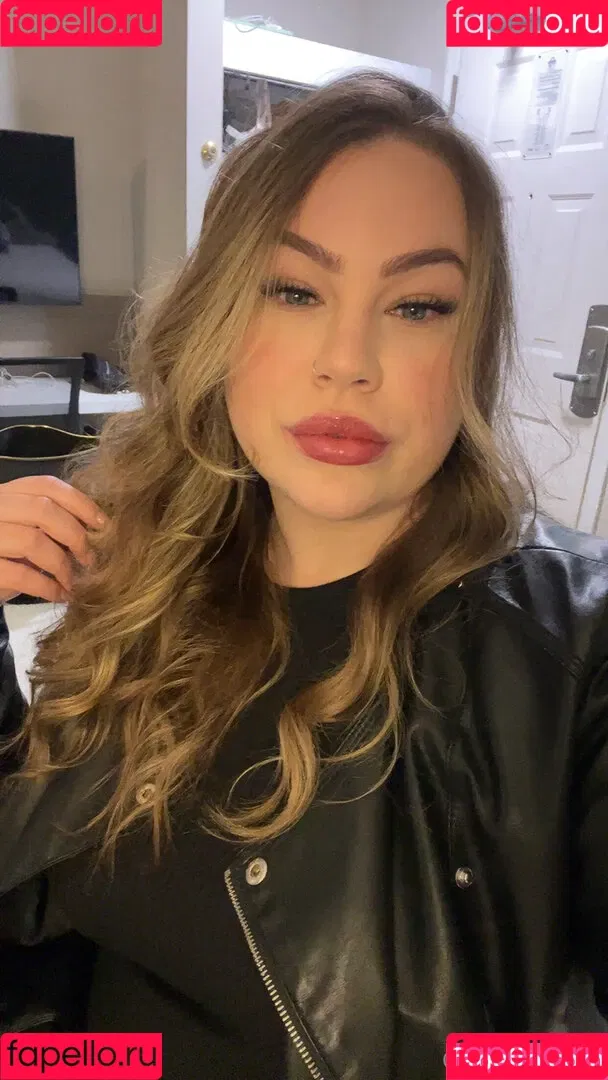 ava.rose.xo / its.avaaxo Onlyfans Photo Gallery 