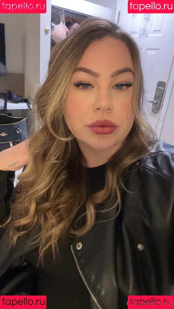 ava.rose.xo / its.avaaxo Onlyfans Photo Gallery 